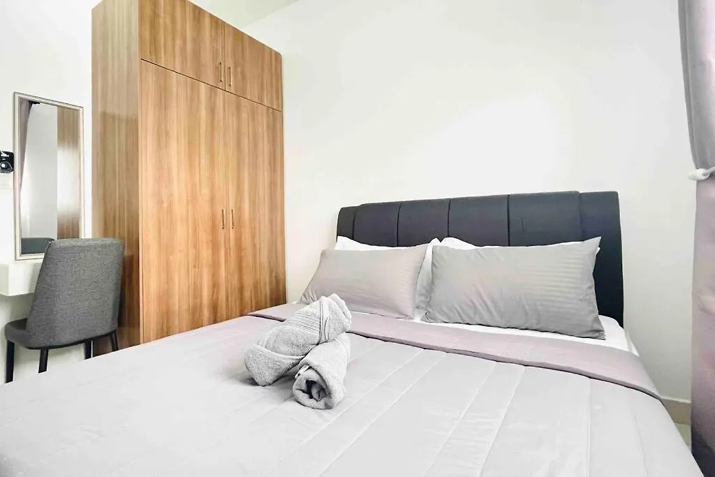 Minimalist Cozy Suite@ Klia1/2 Sepang